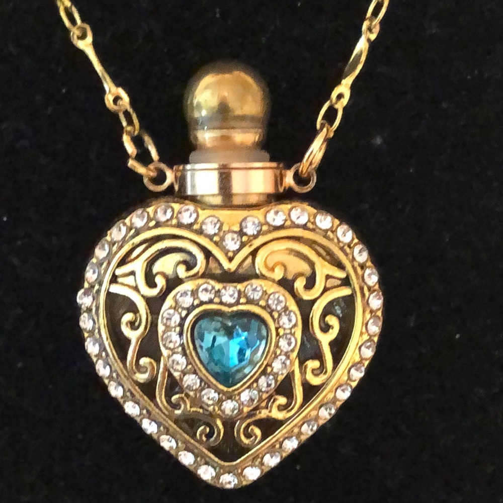 Gold Heart Pendant Necklace with Blue Gem - Picture 8 of 8